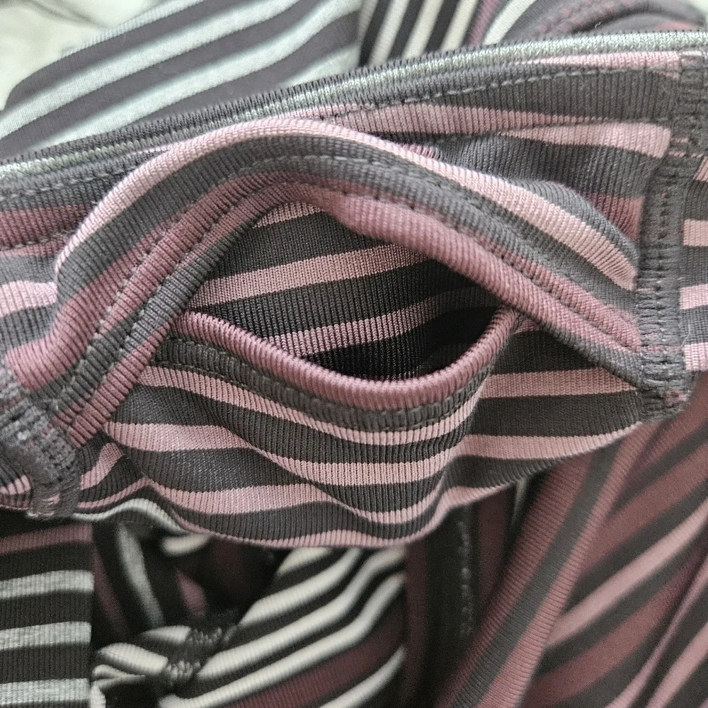Athleta purple stripe expanse chaturangs leggins size M
